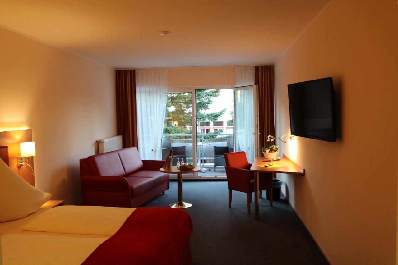 Hotel Haefner Bad Schonborn Bagian luar foto