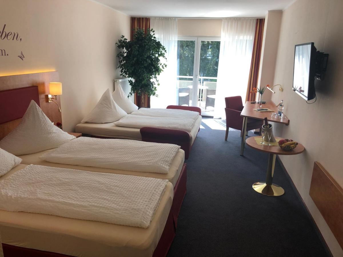 Hotel Haefner Bad Schonborn Bagian luar foto