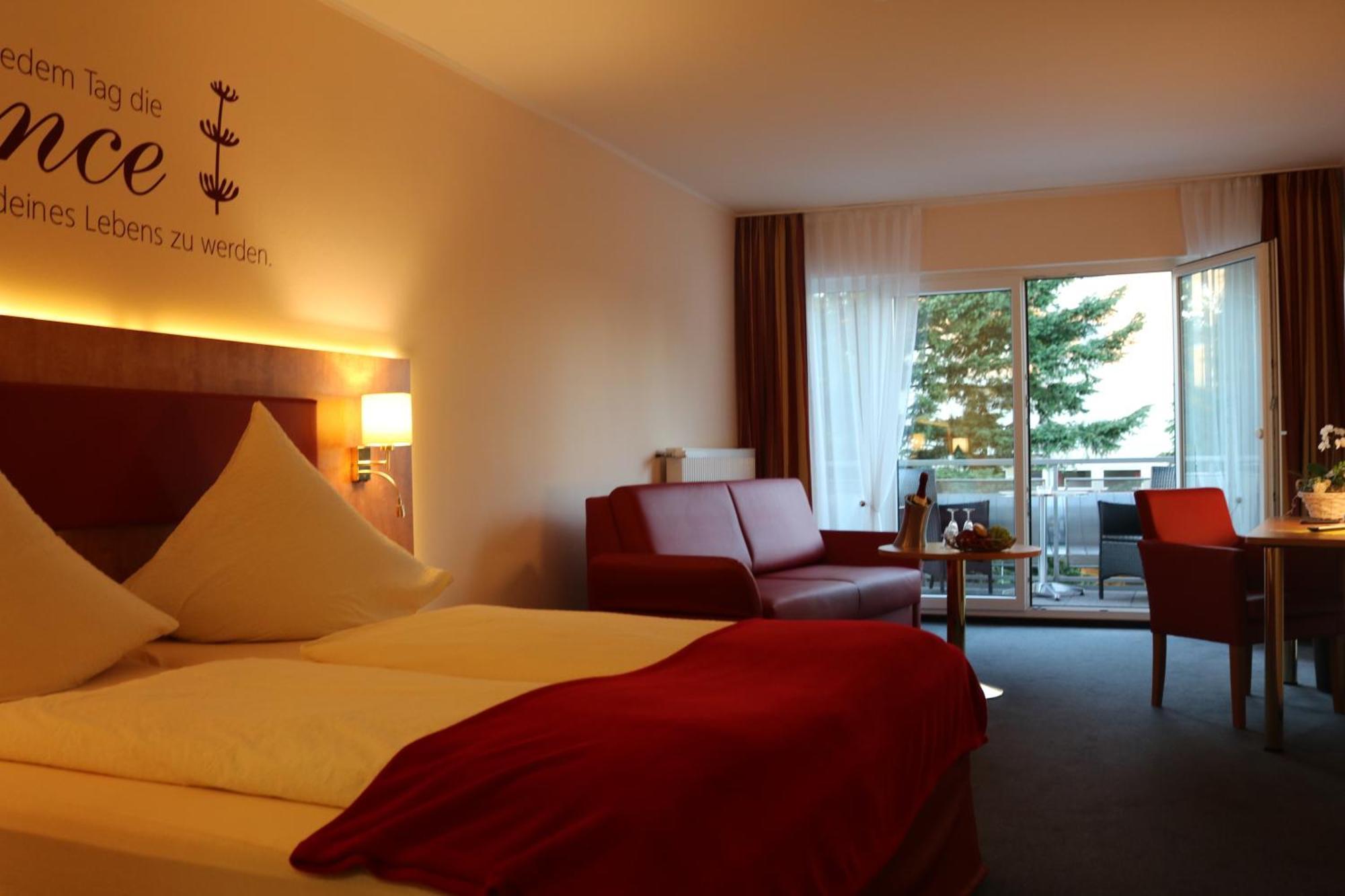 Hotel Haefner Bad Schonborn Ruang foto